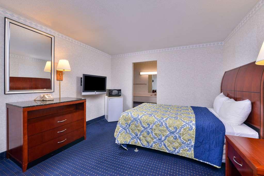 Americas Best Value Inn Of Decatur Стая снимка