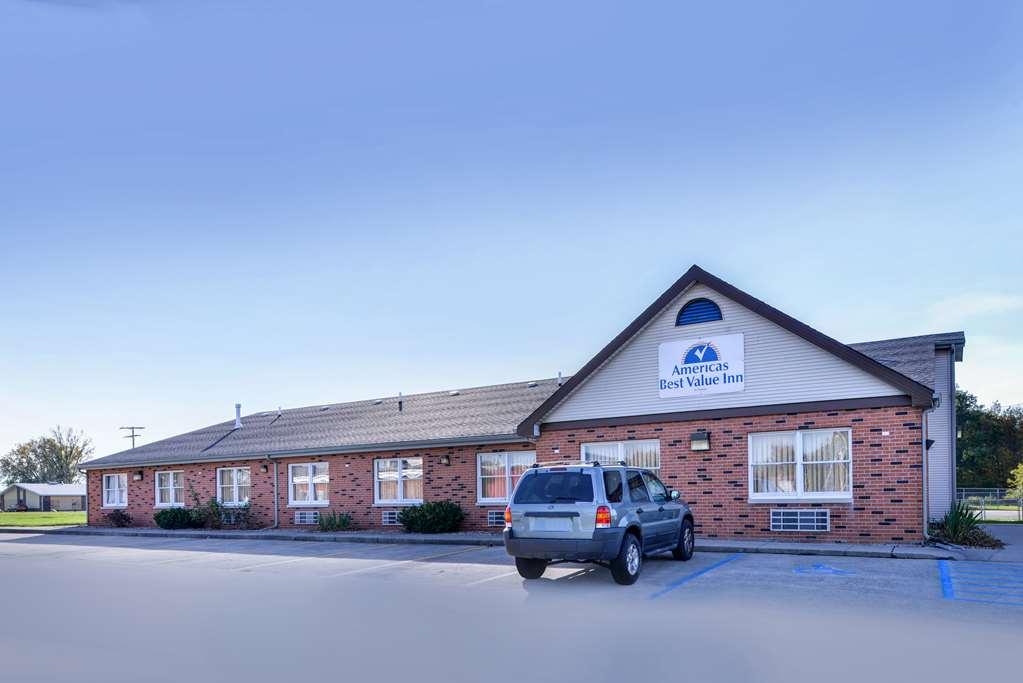 Americas Best Value Inn Of Decatur Екстериор снимка